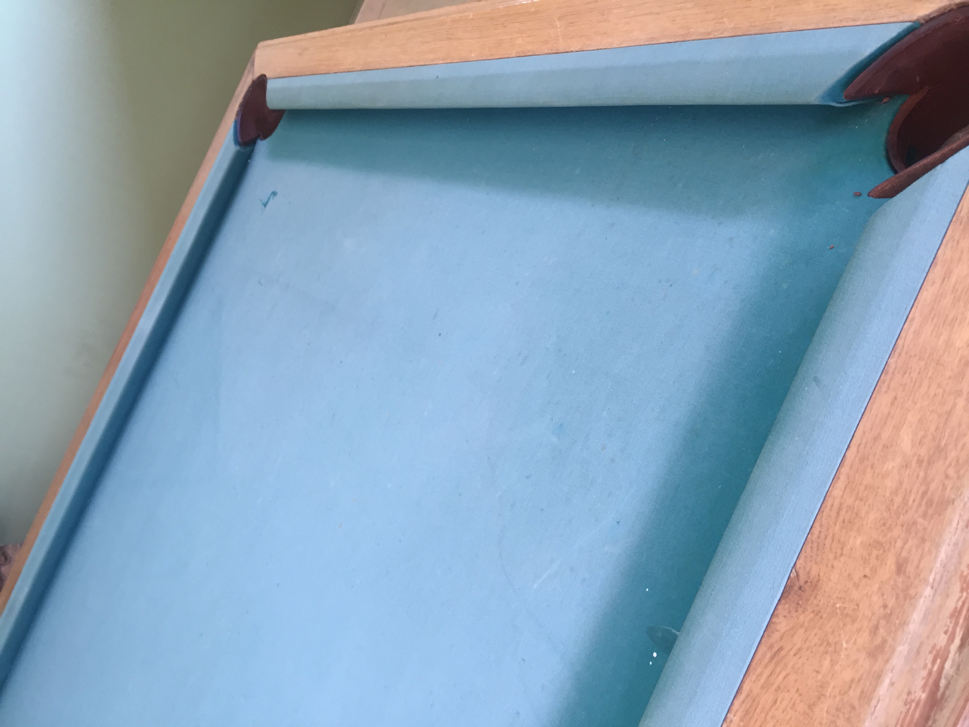 Donación de excedentes de material - Mesa de billar